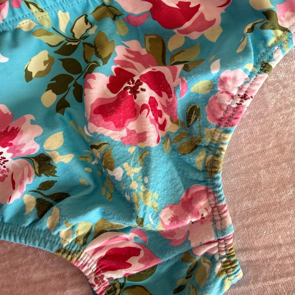 SweetHoney Ruffle Bikini Set - Picture 3 of 4